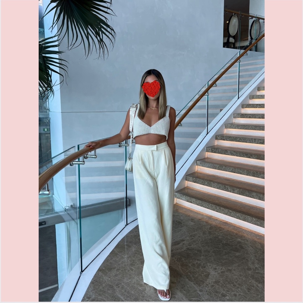 Peggy Crop top in Pearl - Picture 11 of 17